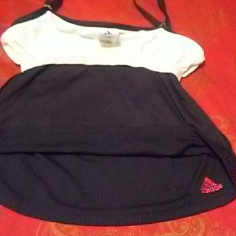 Adidas - Picture 3 of 4